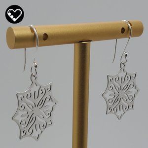 Snowflake earrings